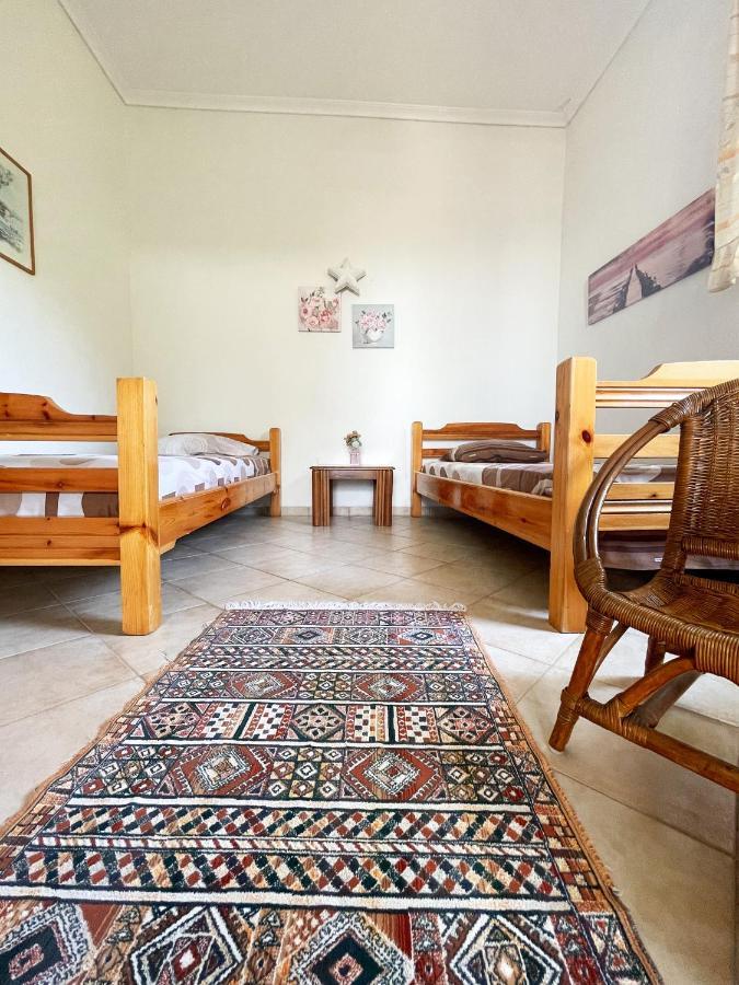 Casa Lia-Beach Front Villa Nea Kallikrateia المظهر الخارجي الصورة