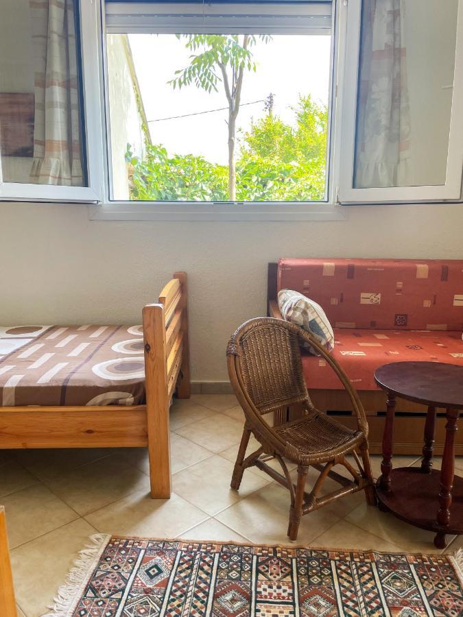 Casa Lia-Beach Front Villa Nea Kallikrateia المظهر الخارجي الصورة